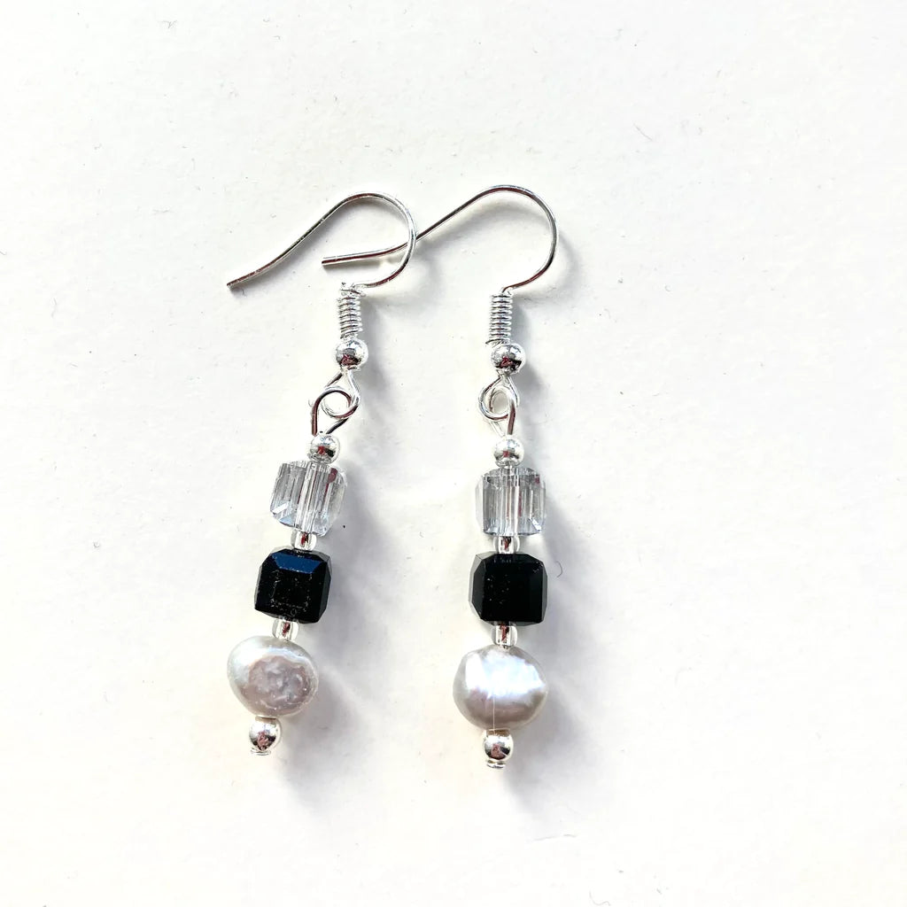 20204 Earring