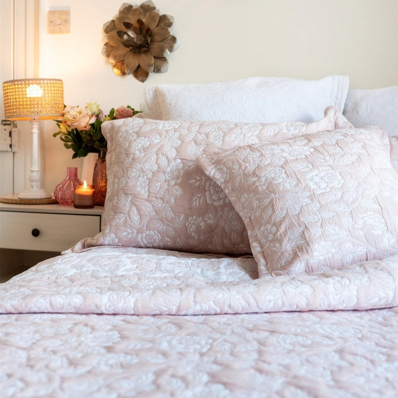 Eleanor Pale Pink Bedspread