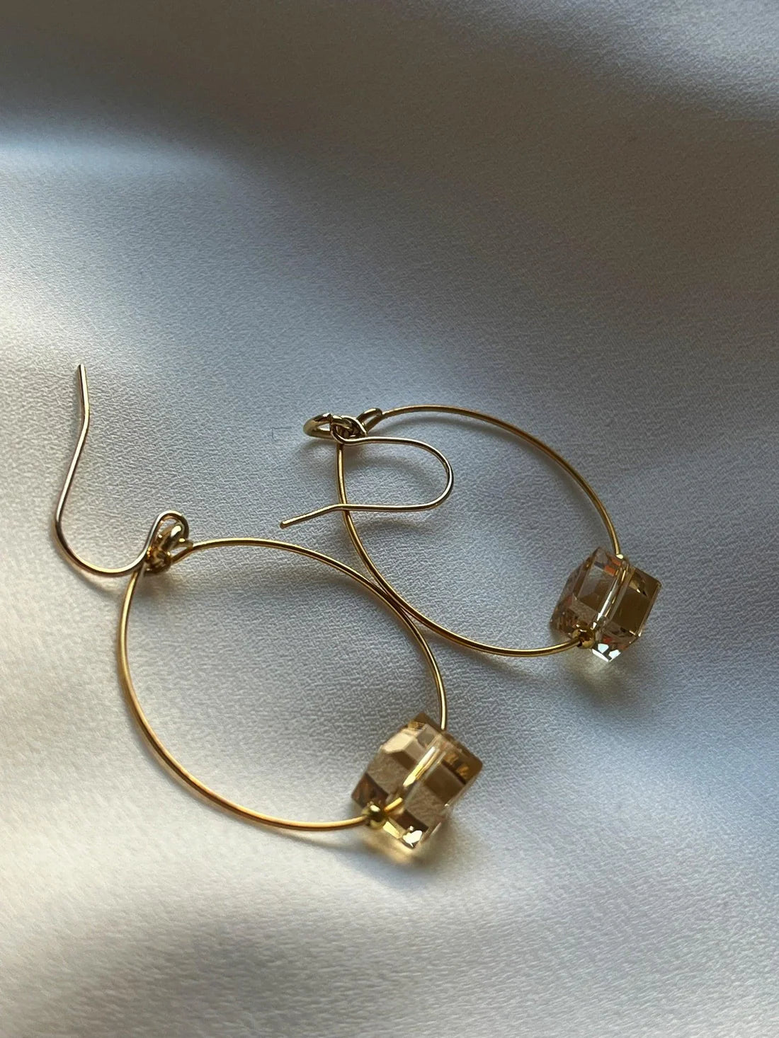 Glass Cube Gold Hoops Golden Shadow 50mm