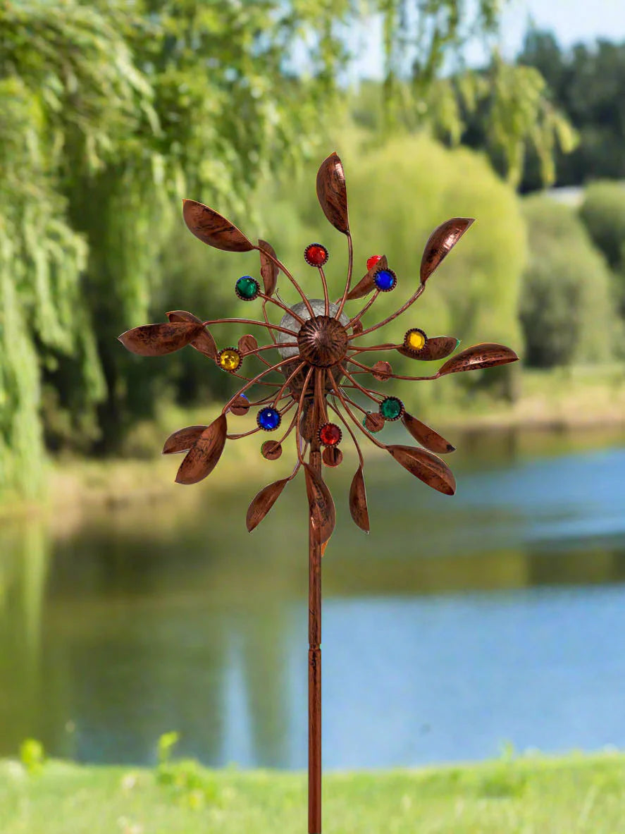 Chelsea Wind Spinner with Solar light