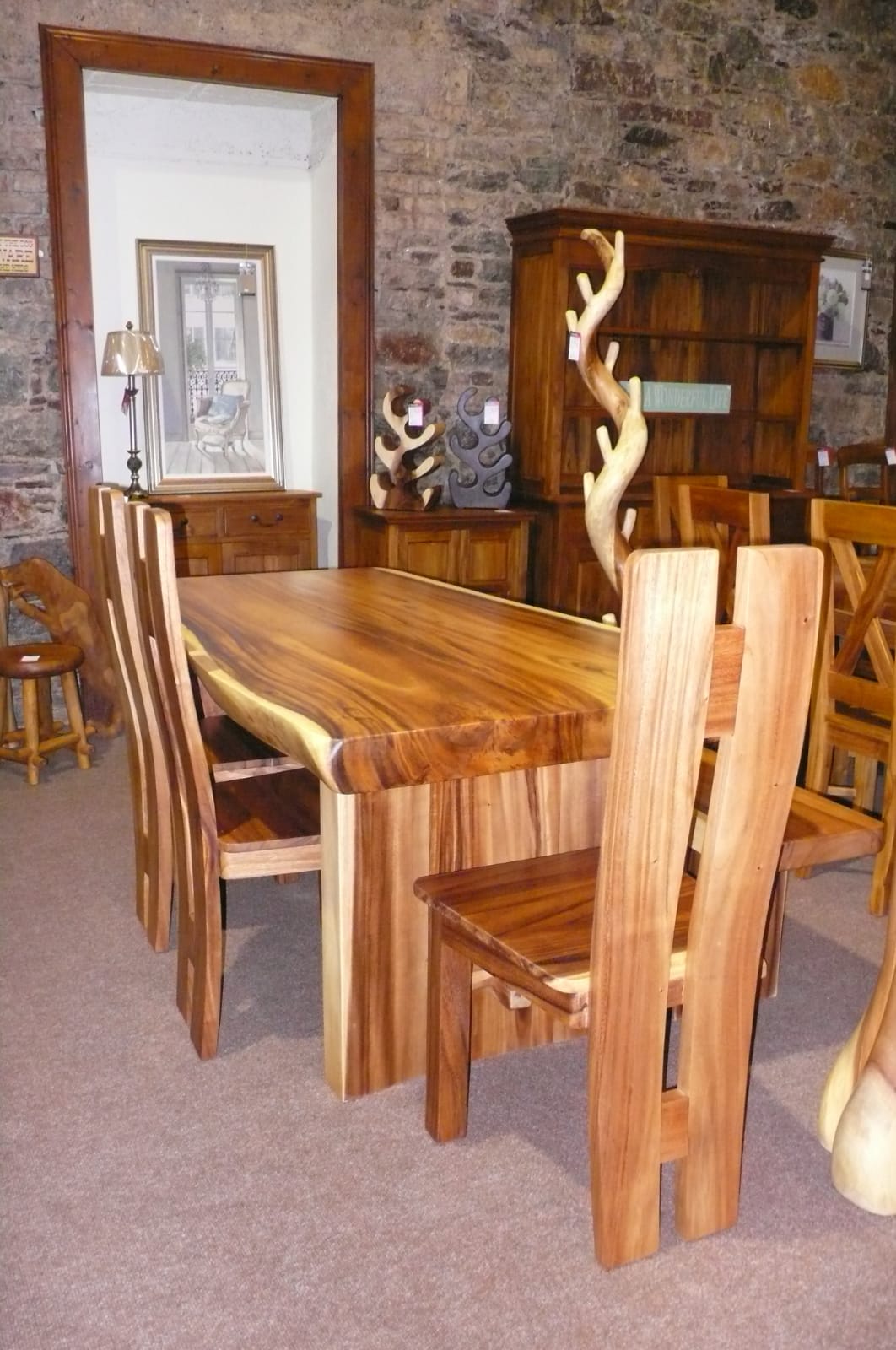 NW100180-Table-Dining-Trembesi.jpg