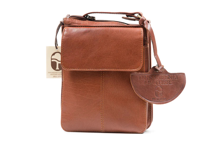 TINNAKEENLY Leather Pup Bag Tan