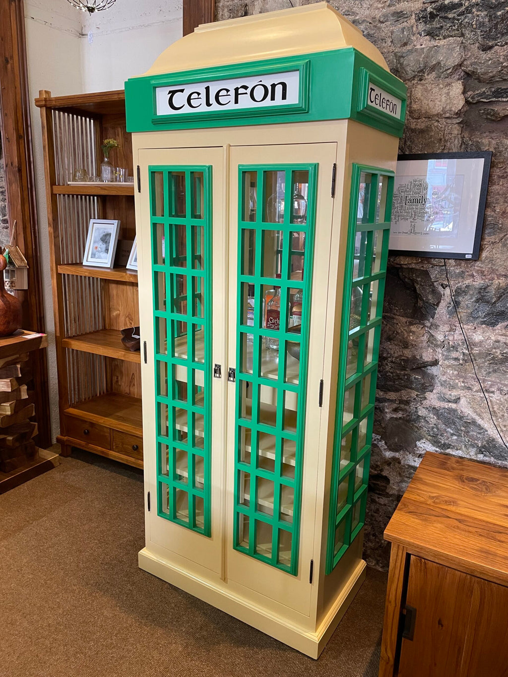 Telefone Bar unit, 2 door